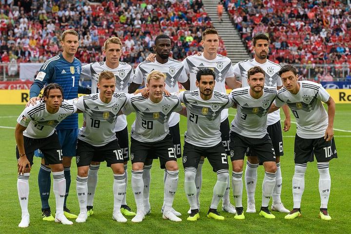 “为让国足进世界杯，FIFA主席拼了”，国际足协主席提议中美合办（封面配图）